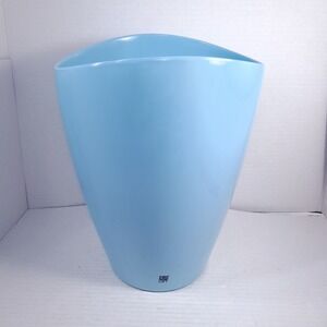 Umbra Trash Bin Waste Can Hard Plastic light teal spa blue wastebasket bathroom
